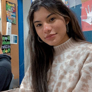 Meet your Posher, Daniela